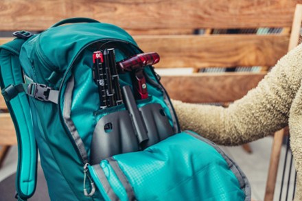 Location Image for Targhee 24 Snow Pack - Women's