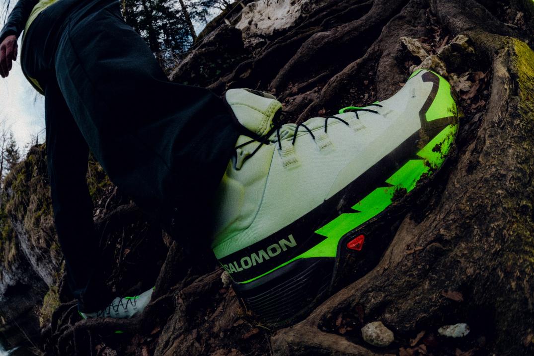 Location Image for Cross Hike 2 Mid GORE-TEX Hiking Boots - Men's