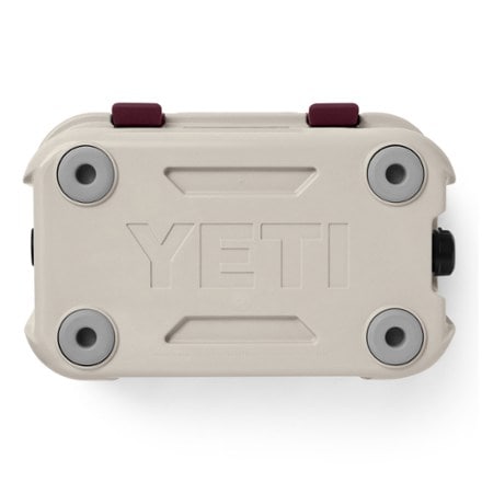 YETI Roadie 15 Hard Cooler 7