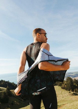 Varlo Roam Cargo Bib Shorts V2 - Men's 8