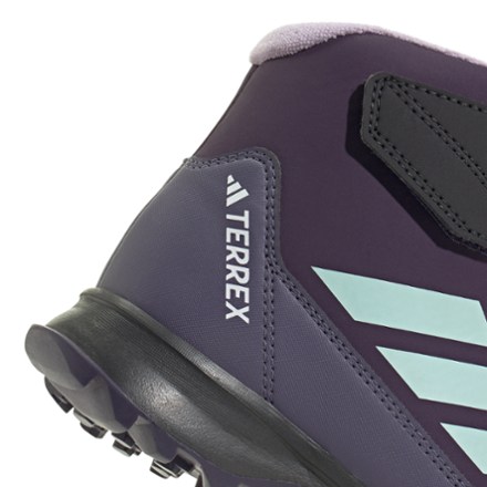 adidas Terrex Snow CF CLIMAWARM Winter Hiking Boots - Kids 7