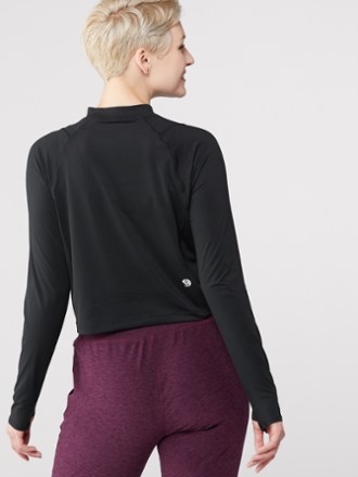 Mountain Hardwear Crater Lake Long Sleeve Crop Top - Women's 2