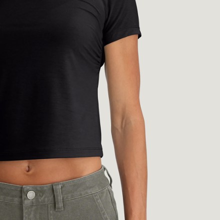 Free Fly Elevate Lightweight Fitted T-Shirt - Women's 5