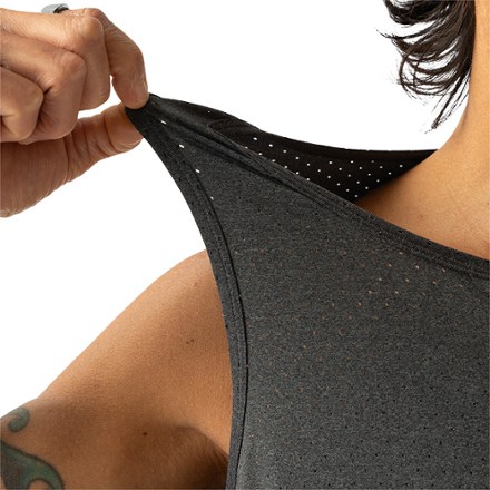 rabbit Ice Perf Tank Top - Men's 5