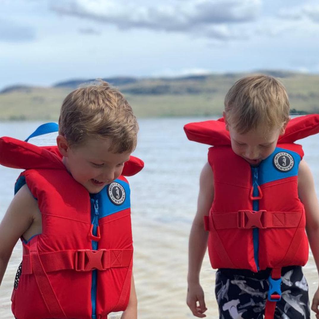 Location Image for Child Lil Legends PFD - Kids'