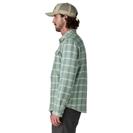 Patagonia Long-Sleeve Lightweight Fjord Flannel Shirt - Men's 4