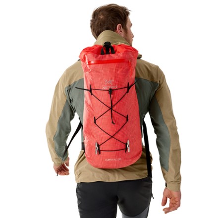 Arc'teryx Alpha FL 20 Pack 3