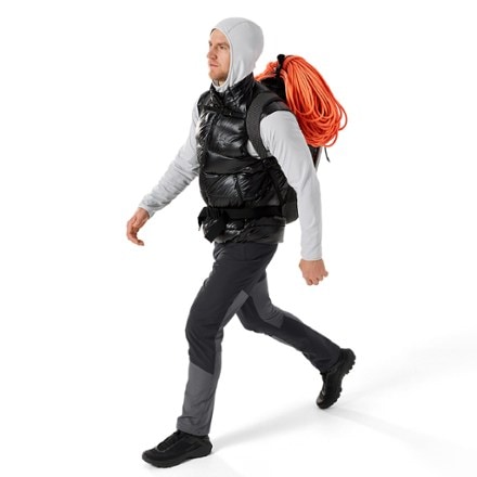 Arc'teryx Delta Hoody - Men's 6