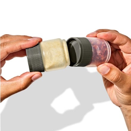 OXO Outdoor Spice Shaker Set - Package of 4 3