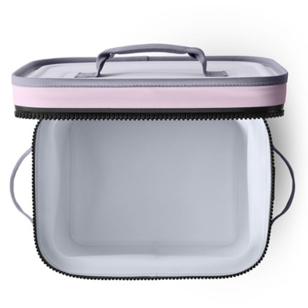 YETI Hopper Flip 12 Soft Cooler 5