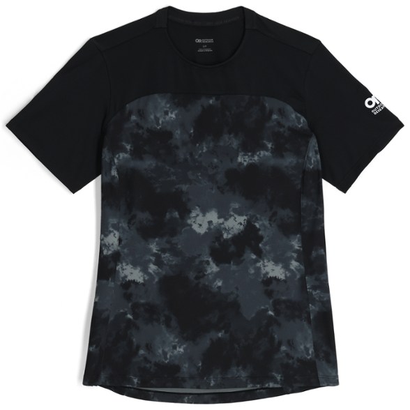 Product Image of color Black Cloud Scape/Black