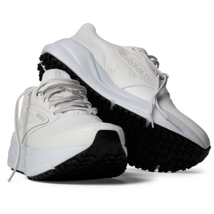 Brooks Ghost Max Slip Resistant Shoes - Women's 6