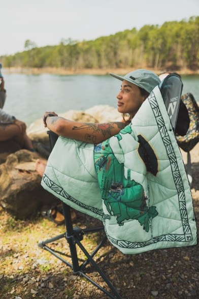 Location Image for Puffer Blanket
