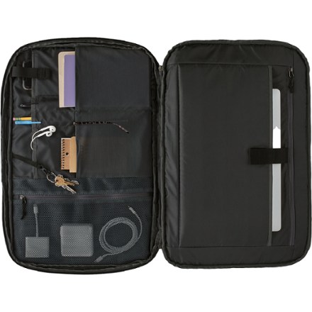 Patagonia Black Hole MLC Pack 8