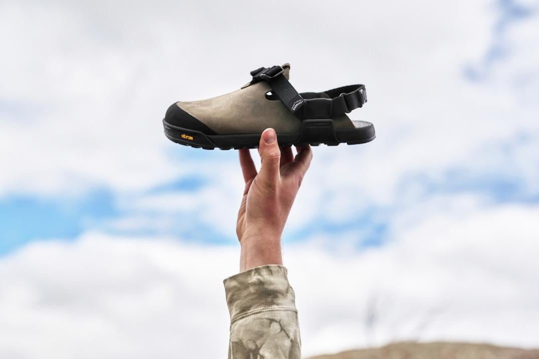 Location Image for Mountain Clogs - Nubuck Leather