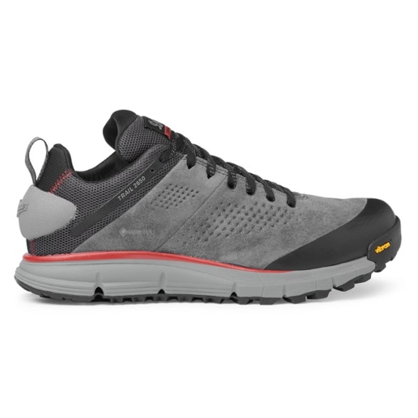 Product Image of color Dark Gray/Brick Red