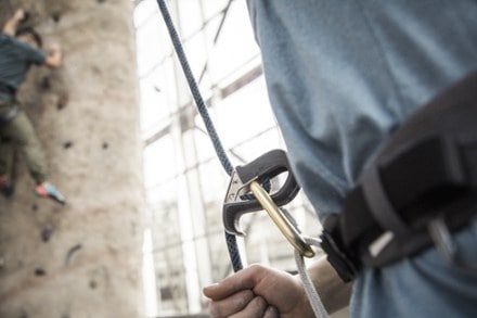 Black Diamond ATC Pilot Belay Device In Use (Black)
