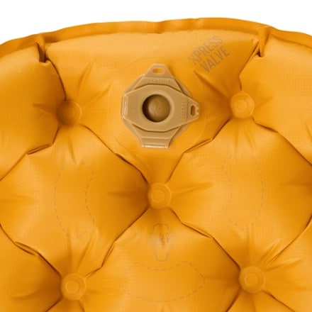 Sea to Summit Ultralight XR Insulated Sleeping Pad Air valve