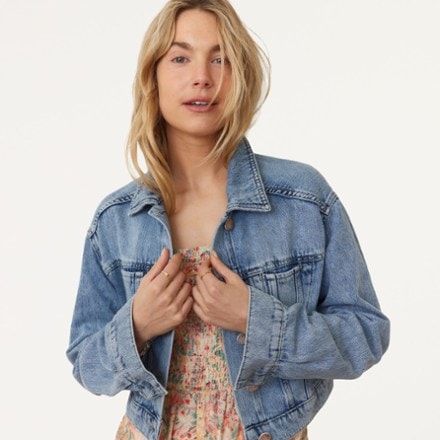 Marine Layer Ash Crop Denim Jacket - Women's 3