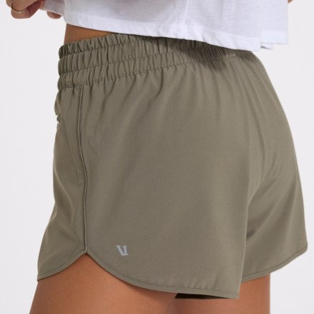 Vuori Clementine 2.0 Shorts - Women's 4" Inseam 4