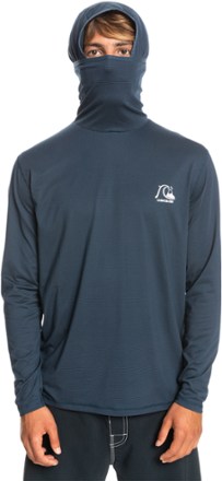Quiksilver Heritage UPF 50 Long-Sleeve Surf T-Shirt - Men's 1