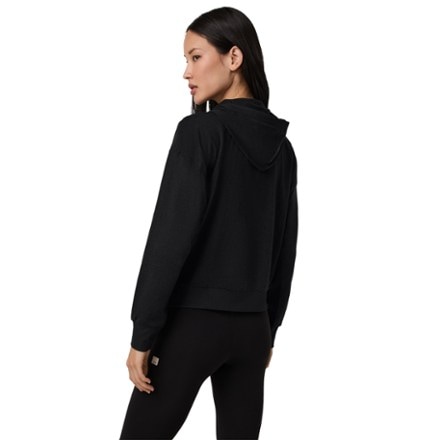 Vuori Halo Modern Pullover Hoodie - Women's 2