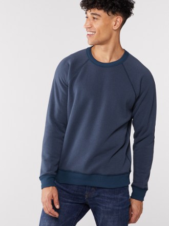 Patagonia Reversible Shearling Crew Sweatshirt - Men's 4