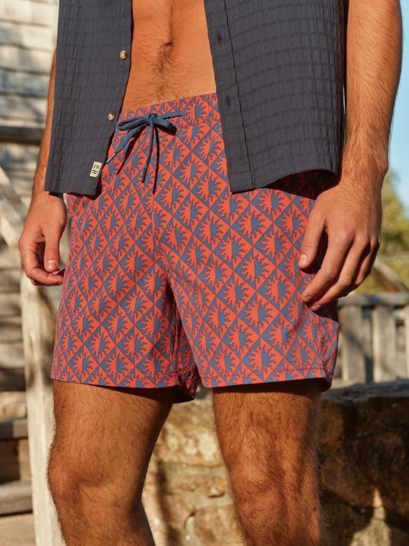Location Image for Bungalow 5" Swim Trunks - Men's