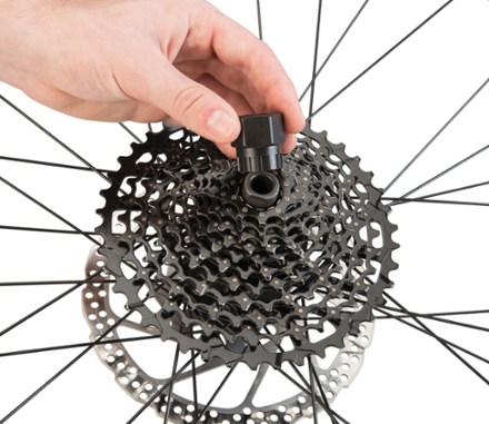 Park Tool Fr-5.2 Cassette Lockring Tool In use