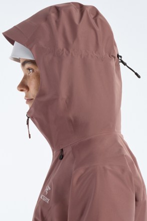 Arc'teryx Beta LT Jacket - Women's 4