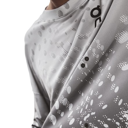 On Performance Volt-T Shirt - Men's 5