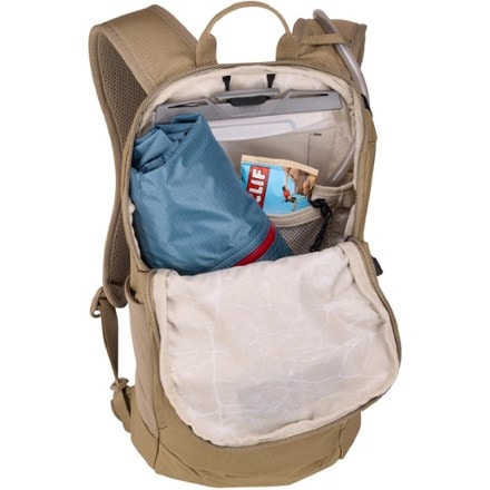 Thule AllTrail 10 L Hydration Pack 8