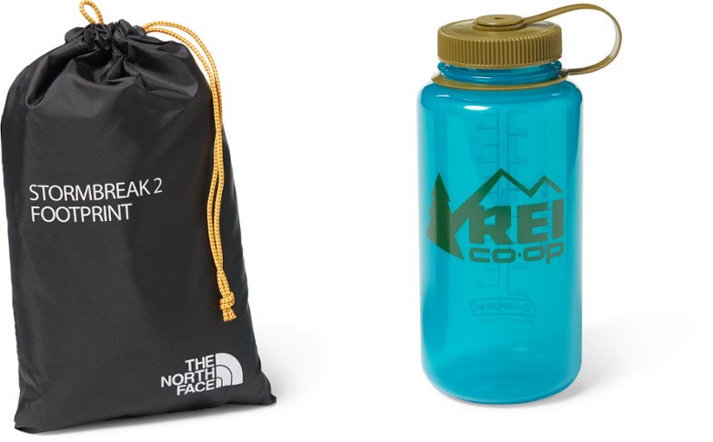 Castor Grey (water bottle not included)