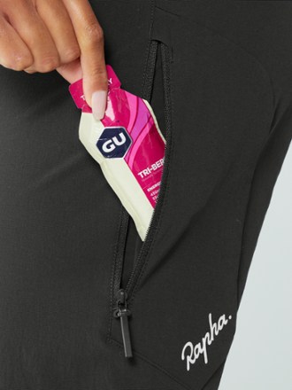 Rapha Trail Lightweight Bike Shorts - Women's 4