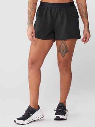 Mountain Hardwear Trail Sender Shorts - Women's 1