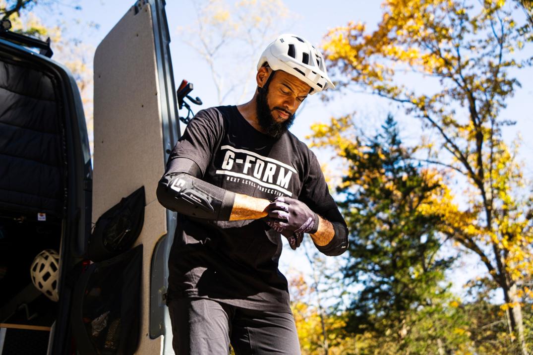 Location Image for Tempo MTB Gloves