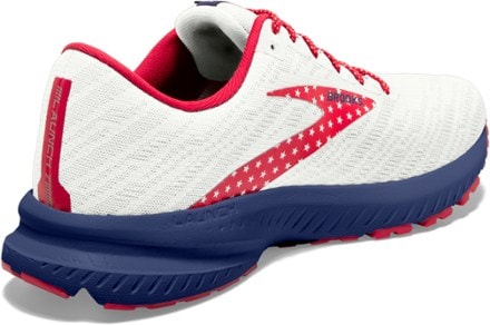 sports authority mens running shoes
