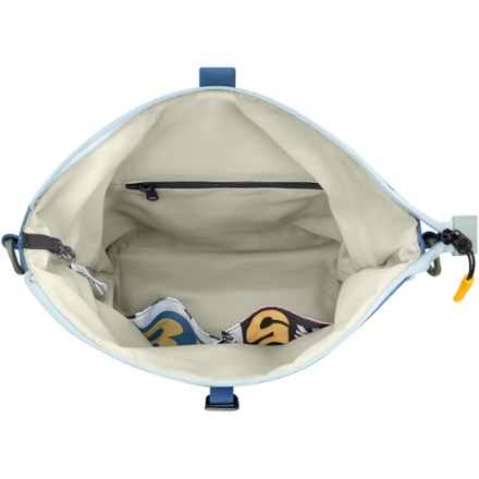 Messenger Bags: Waterproof & Travel Courier Bags | REI Co-op