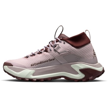 Nike ACG Zegama Hike Hiking Shoes - Women's 1