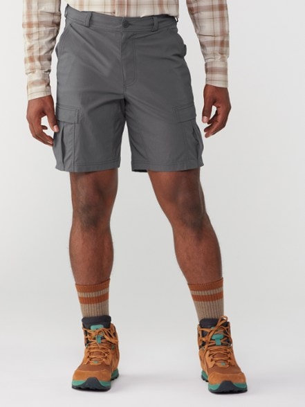 Model info: Height: 6'2" | Waist: 32" | Inseam: 33" | Wearing size: 32 IN Waist
