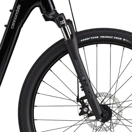 Cannondale Adventure 2 Bike 10