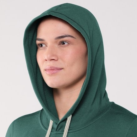 Vuori Halo Essential Hoodie - Women's 4