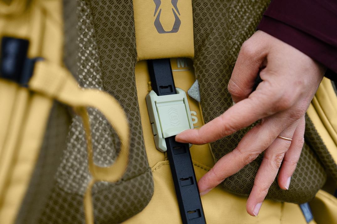 Location Image for Aircontact Core 60 + 10 Pack - Men's