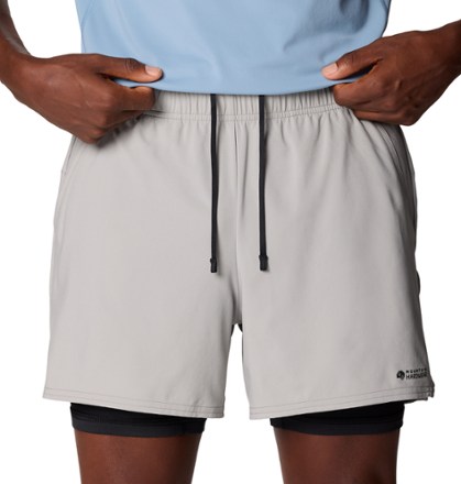 Mountain Hardwear Shade Lite 7" Shorts - Men's 4