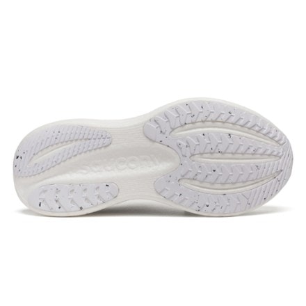 Saucony Triumph 23 Road-Running Shoes - Men's 5