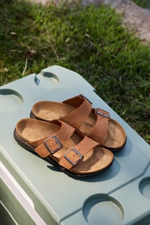 Location Image for Arizona Crosstown Sandals - Women's