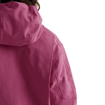 Arc'teryx Clarkia AR Insulated Hoody - Women's 7