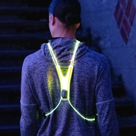 Amphipod Xinglet Optic Beam Max Vest 8