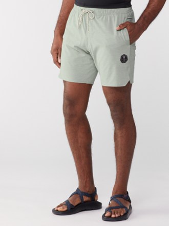 VISSLA Breakers 16.5" Ecolastic Board Shorts - Men's 1