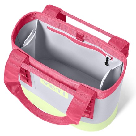 YETI Camino 20 Carryall 5